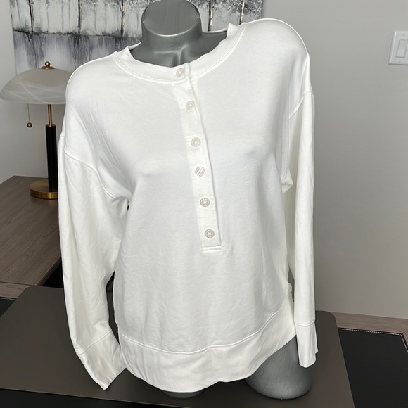 Athleta Tops - Athleta Sweatshirt Pullover Top